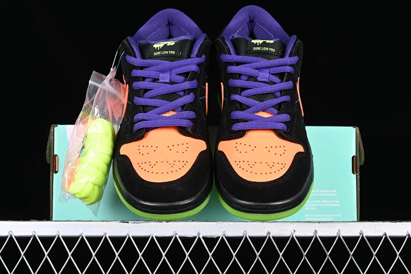 All categories Nk SB Dunk series Nk SB Dunk Low low-top skate shoes Nk SB Dunk Low Night of Mischief Halloween theme low-top skate shoes BQ6817-006